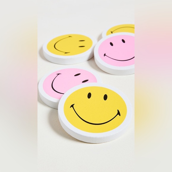 SUNNYLIFE Connect Four Game - Picture 2 of 4